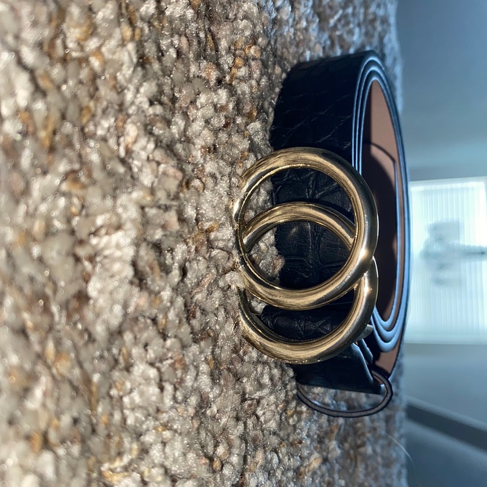 H&M faux leather crocodile skin belt